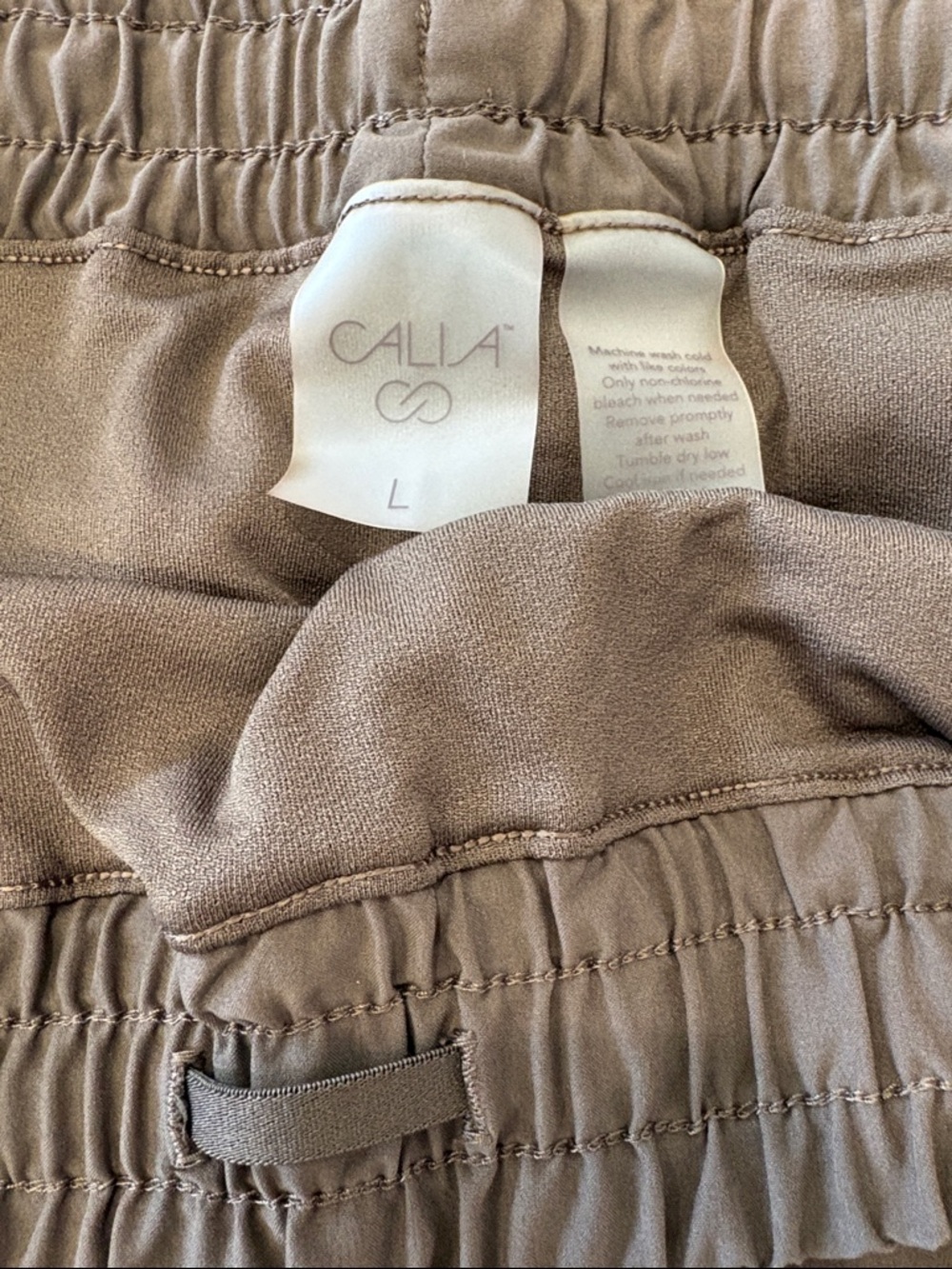 CALIA by Carrie Underwood Chocolate Brown Athletic Shorts with Zip Pocket - Picture 2 of 5